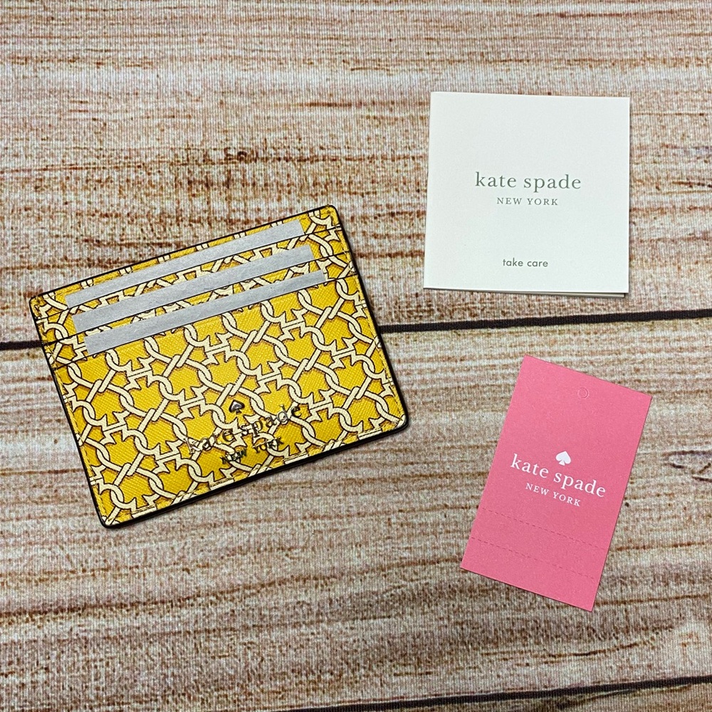 Kate Spade NWT “Spade Links” Yellow Card Holder